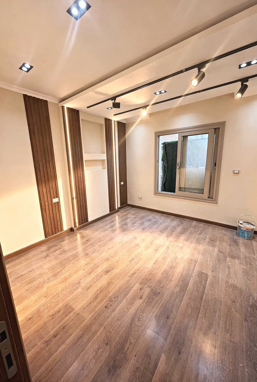 3-bedroom apartment with garden in Galleria Moon Valley — photo 3 of 6