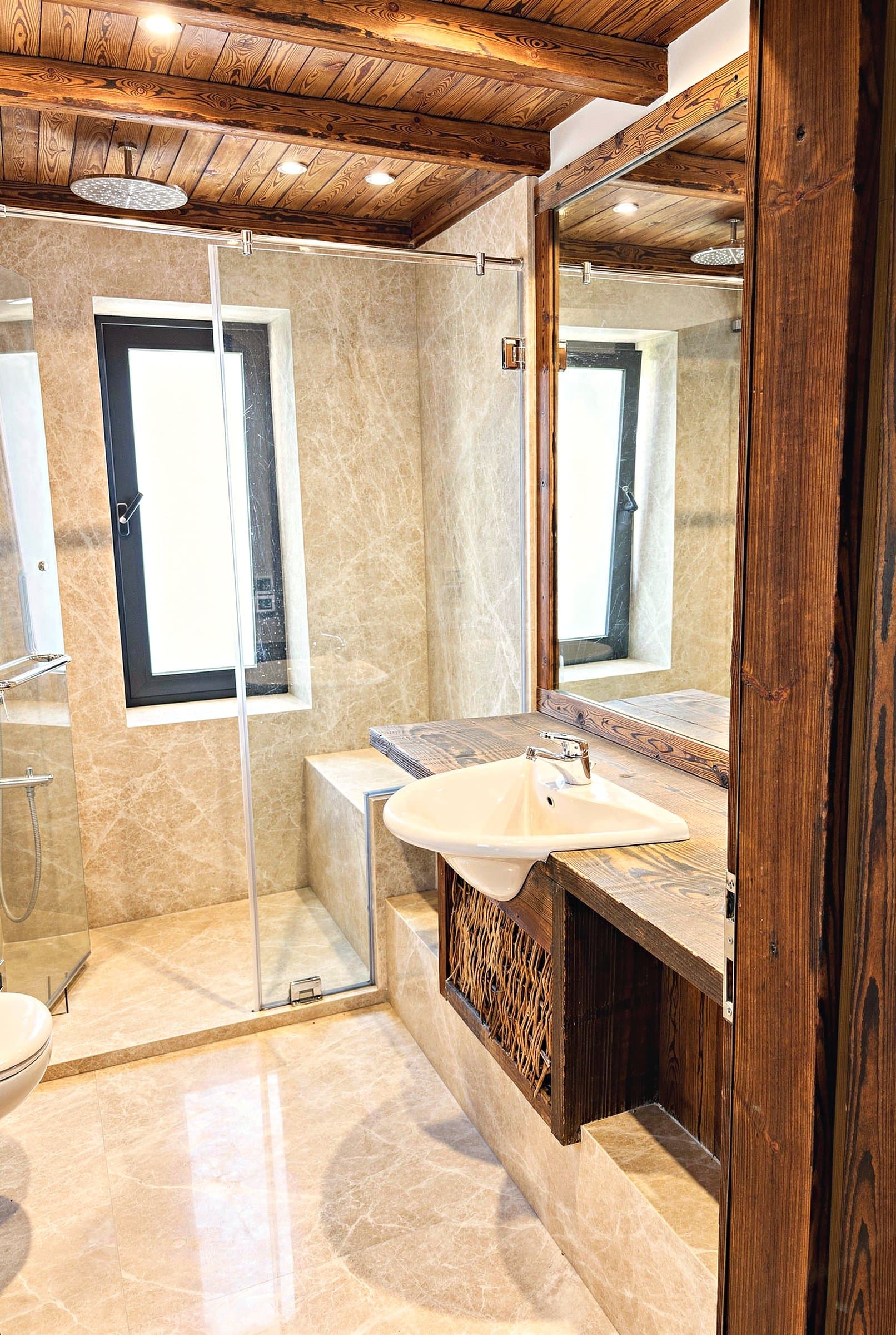 En-suite bathroom with rainfall shower