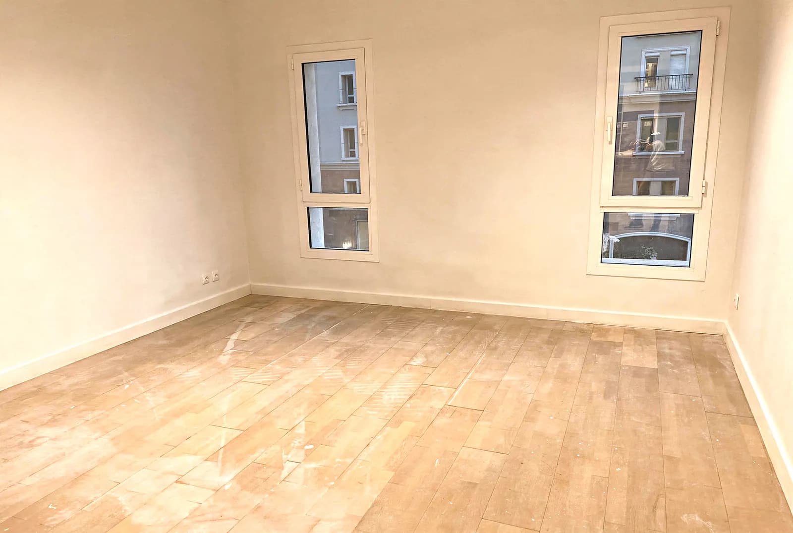 4-bedroom apartment in Mivida Boulevard — photo 3 of 15
